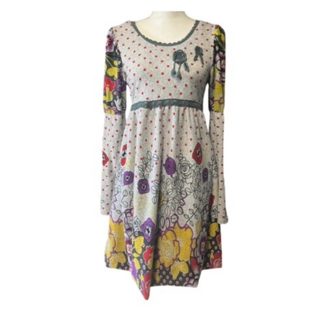 Gracia Fashion Floral Crochet Long Sleeve Sweater Dress‎